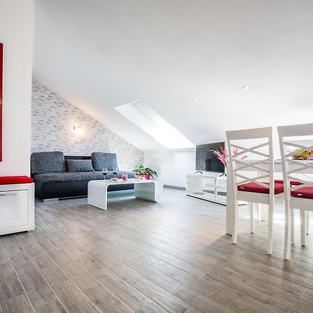Apartments House Durdica Bol Room photo