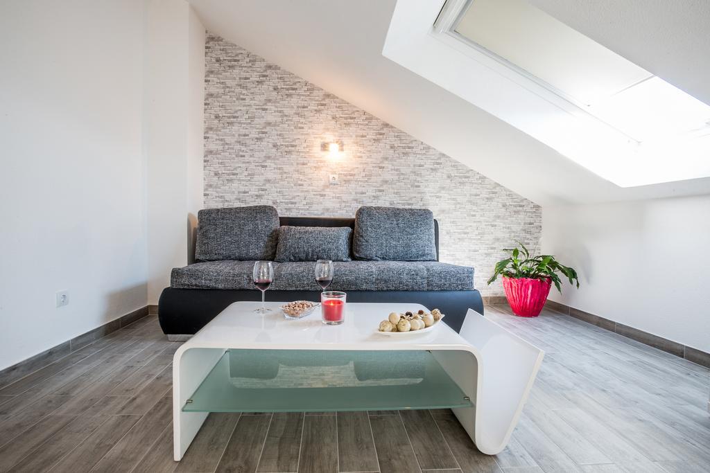 Apartments House Durdica Bol Room photo