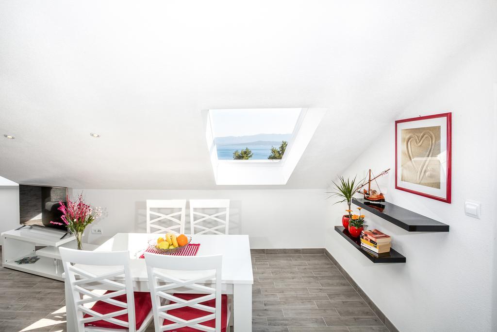 Apartments House Durdica Bol Room photo
